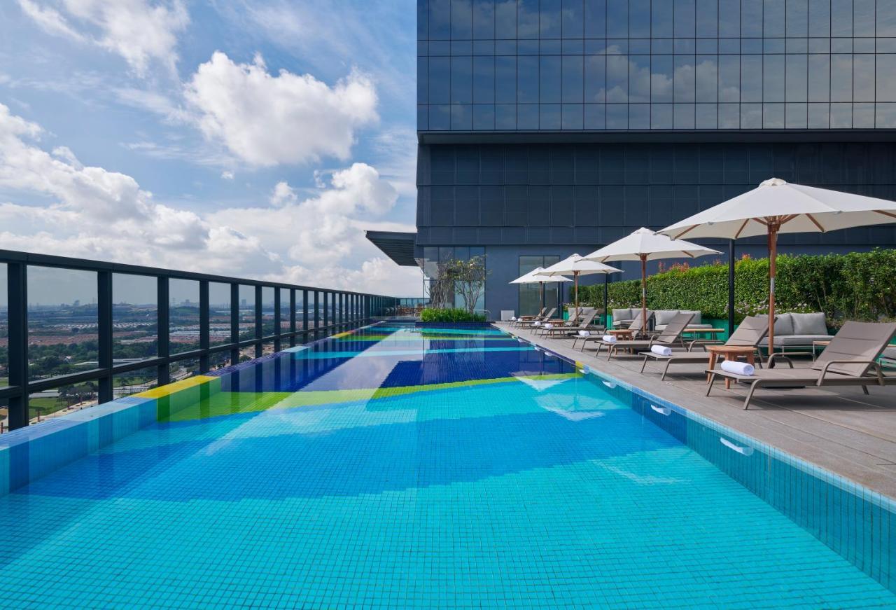 Hotel Courtyard By Marriott Setia Alam Exterior foto
