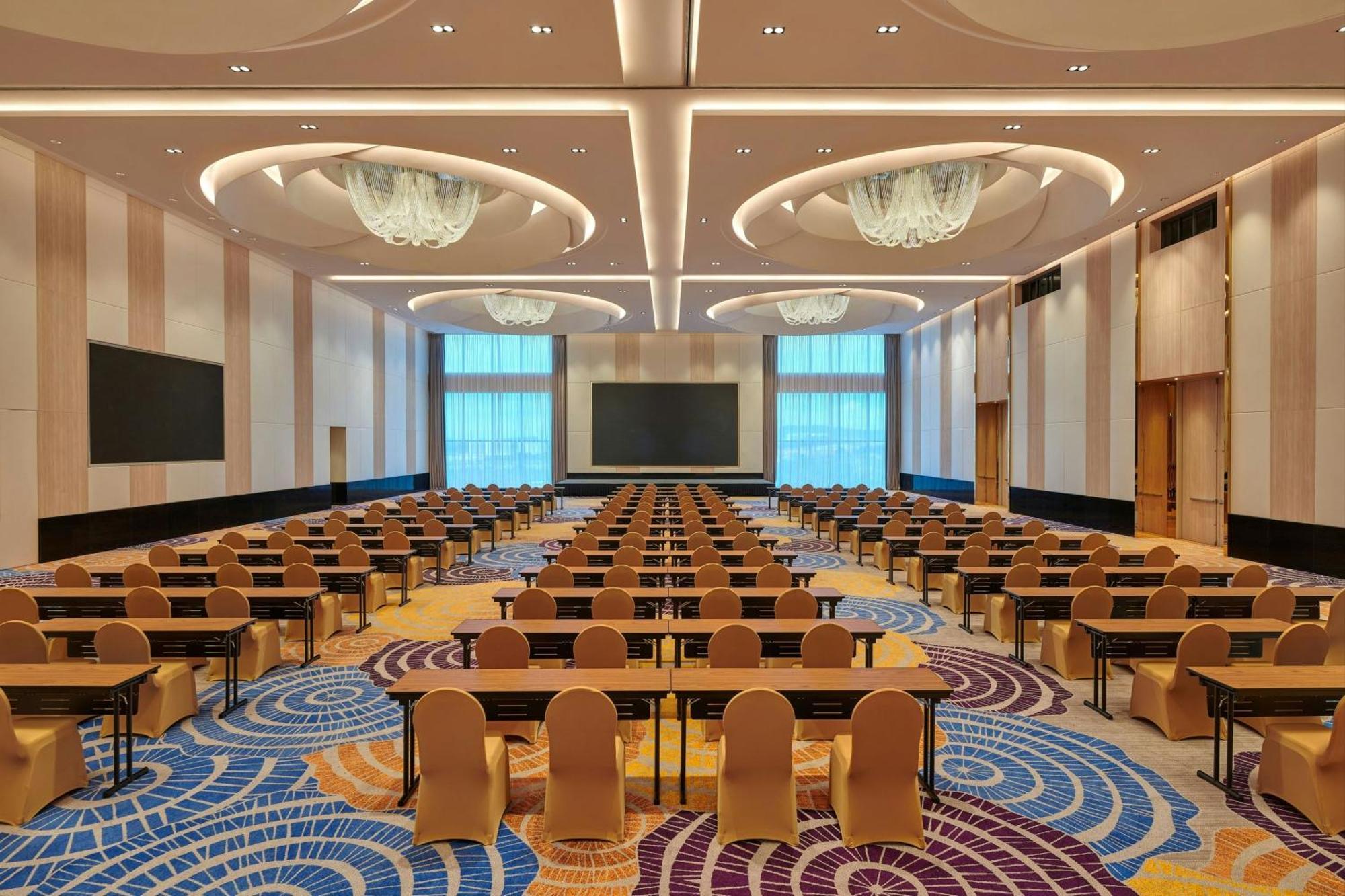 Hotel Courtyard By Marriott Setia Alam Exterior foto