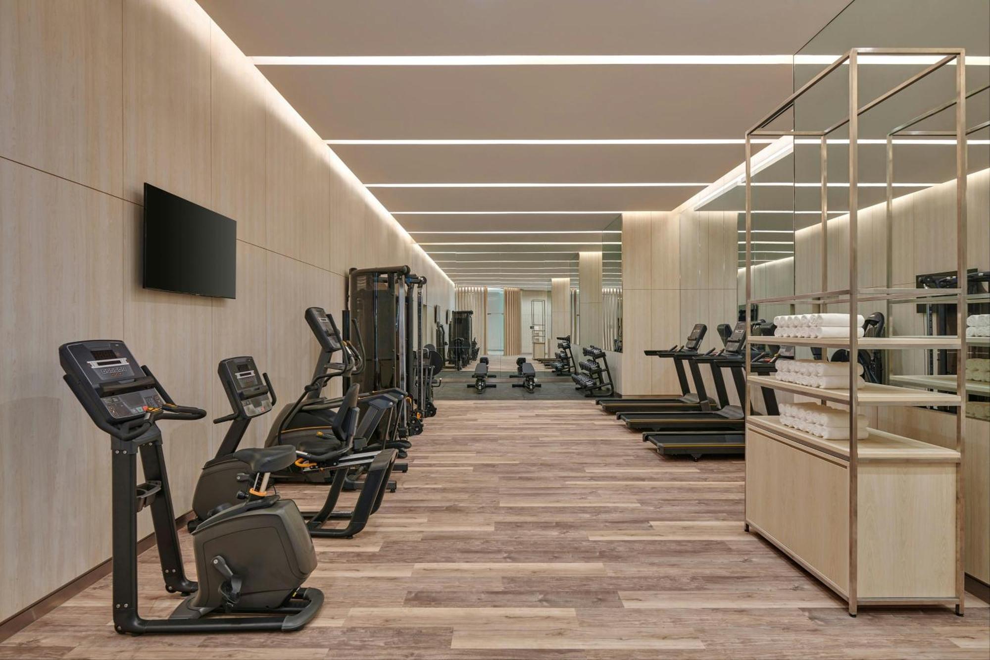 Hotel Courtyard By Marriott Setia Alam Exterior foto